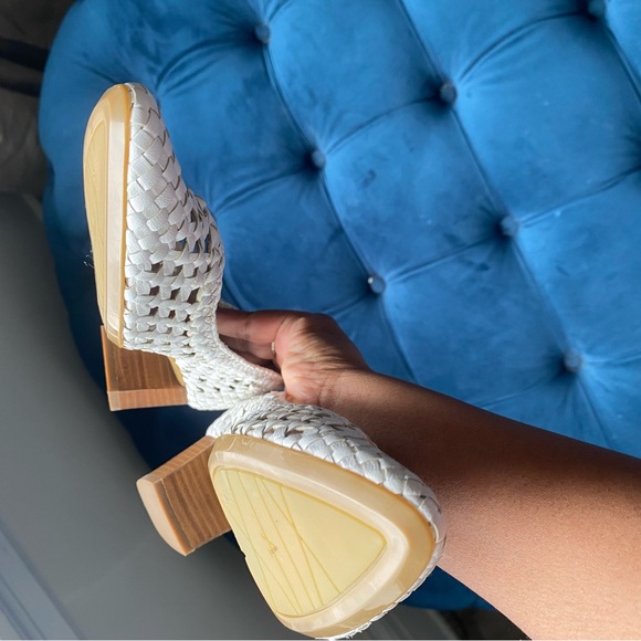 AQUATALIA PASHA WHITE WOVEN LEATHER PUMPS HEELS - Picture 10 of 11